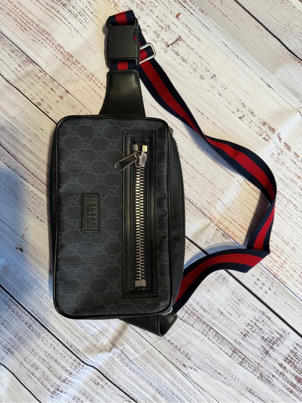 Gucci GG Supreme Waist Pouch 474293 PVC Leather Black Compact Zip like new